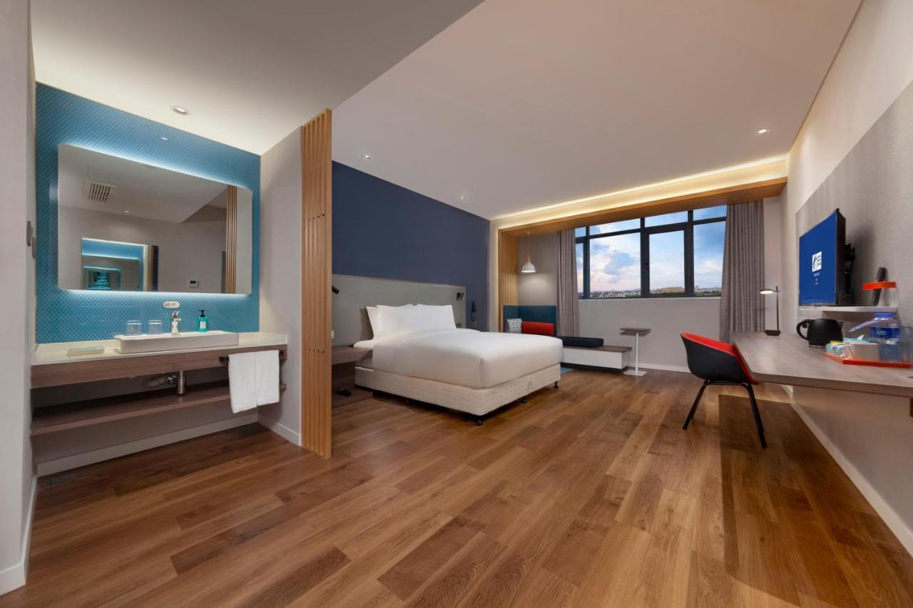 Holiday Inn Express Pinghu By Ihg المظهر الخارجي الصورة